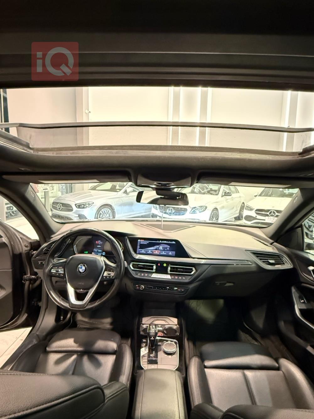 https://cdn.iqcars.io725f73f2-6b6e-4036-89fe-38971a65e7d9_6.jpg